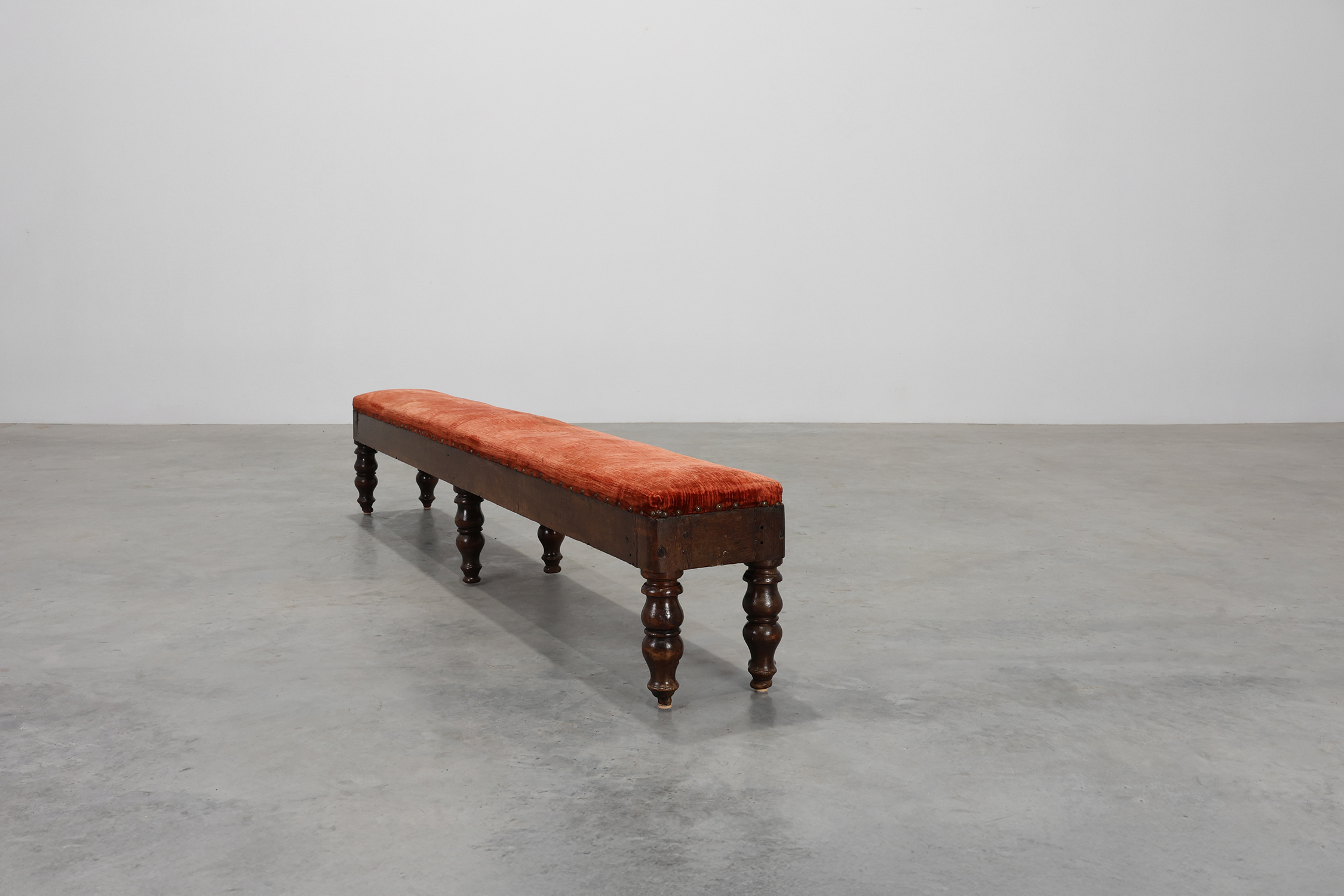 Large 18th‑Century Oak Bench with Velvet Upholstery, Francethumbnail